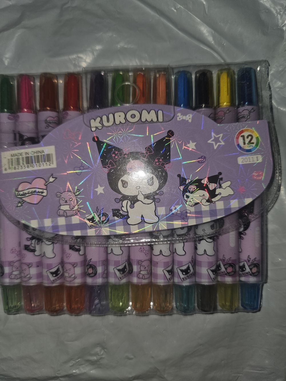Kuromi 12-Color Twistable Crayons Set - Purple Packaging